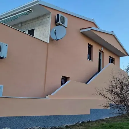 Andelic Apartment Vinišće